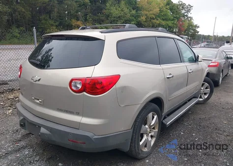 2012 Chevrolet Traverse 1Lt z USA, uszkodzony, nr VIN 1GNKRGED6CJ272190
